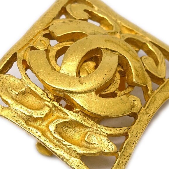 Chanel CC Square Earrings Clip-On Gold 95A - Picture 2 of 4